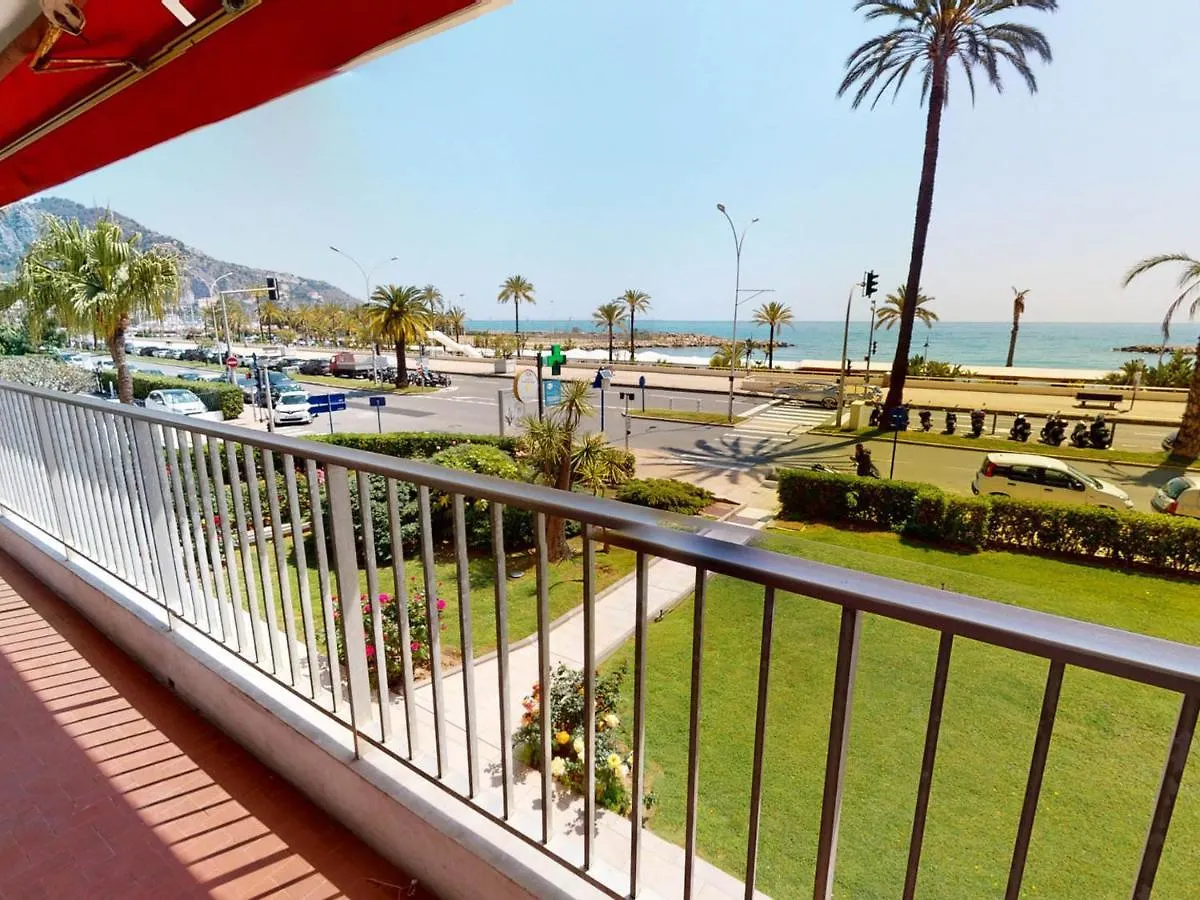 Studio Renove Face Mer Avec Terrasse A Menton, Proche Centre-Ville Et Plages - Fr-1-196-301 Menton