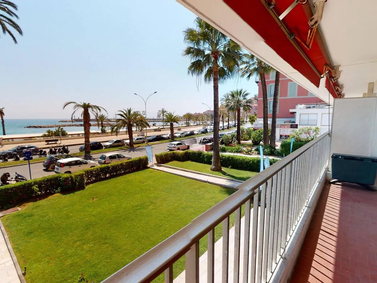 Studio Renove Face Mer Avec Terrasse A Menton, Proche Centre-Ville Et Plages - Fr-1-196-301